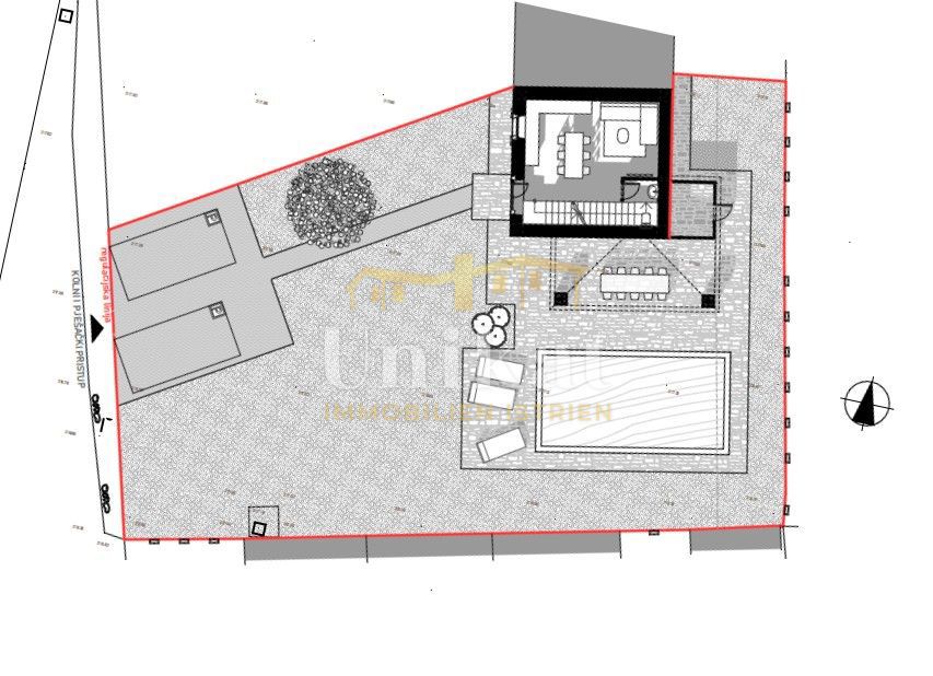 Casa in pietra ristrutturata con piscina